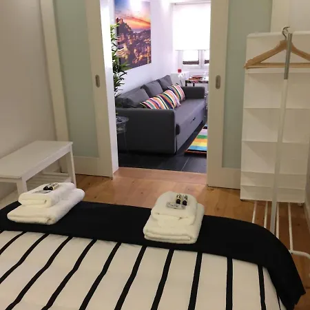 Apartment Pied A Terre Tram 28 Lisbon