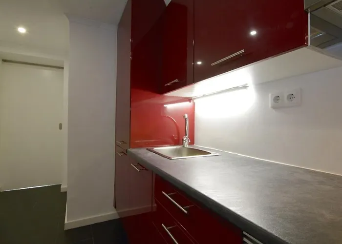 Pied A Terre Tram 28 Lisboa