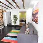 Pied A Terre Tram 28 Apartament