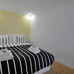 Apartment Pied A Terre Tram 28 Lisbon